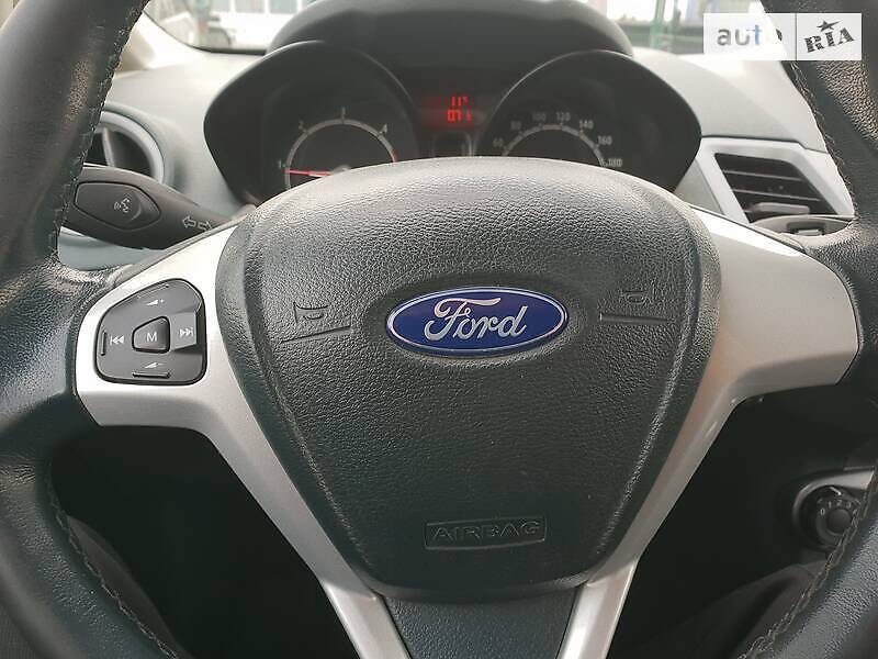 Купе Ford Fiesta 2010 в Звенигородці фото 12 Купе Ford Fiesta 2010 в Звенигородці