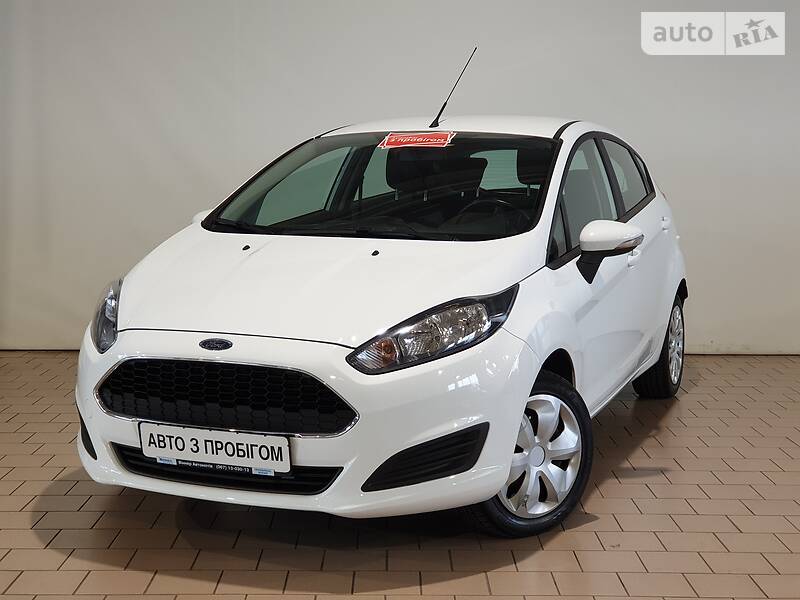 Хетчбек Ford Fiesta 2017 в 