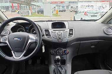 Хетчбек Ford Fiesta 2017 в 