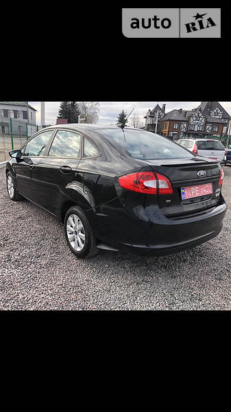 Седан Ford Fiesta 2013 в Луцьку