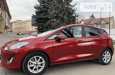 Хетчбек Ford Fiesta 2017 в 