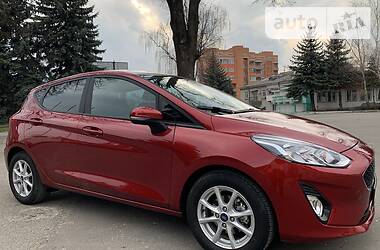 Хетчбек Ford Fiesta 2017 в 