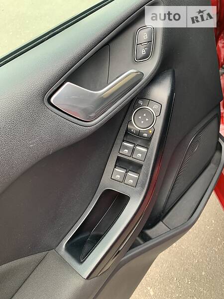Хетчбек Ford Fiesta 2017 в Тернополі