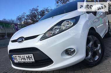 Хетчбек Ford Fiesta 2012 в 