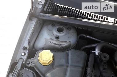 Хетчбек Ford Fiesta 2006 в 