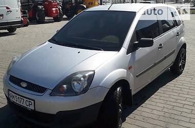 Хетчбек Ford Fiesta 2006 в 
