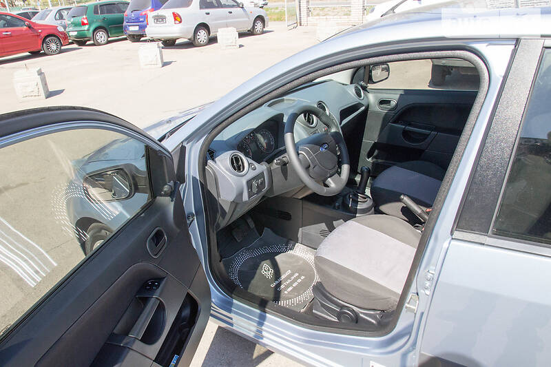 Хетчбек Ford Fiesta 2006 в Запоріжжі фото 10 Хетчбек Ford Fiesta 2006 в Запоріжжі