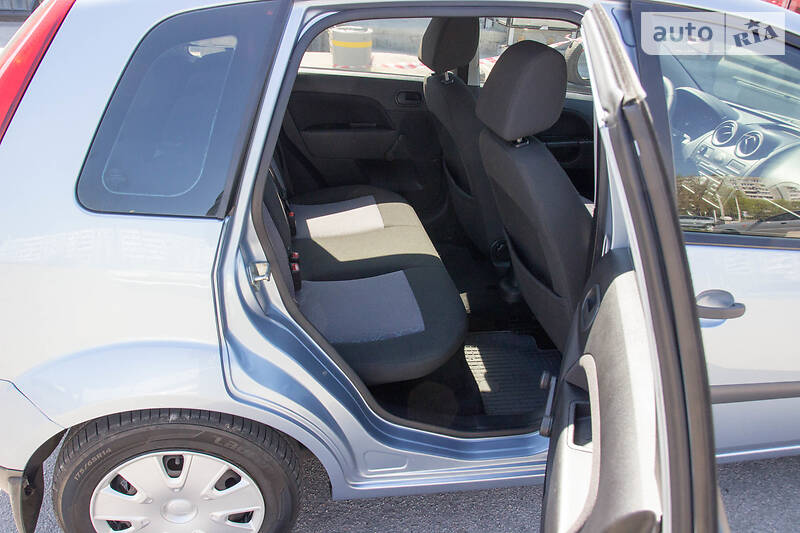 Хетчбек Ford Fiesta 2006 в Запоріжжі фото 18 Хетчбек Ford Fiesta 2006 в Запоріжжі