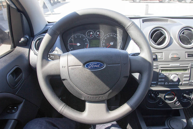 Хетчбек Ford Fiesta 2006 в Запоріжжі фото 26 Хетчбек Ford Fiesta 2006 в Запоріжжі