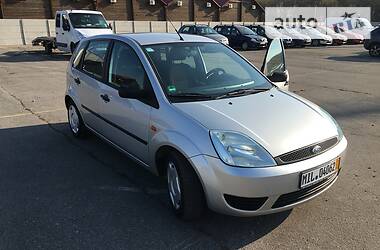 Хетчбек Ford Fiesta 2004 в 