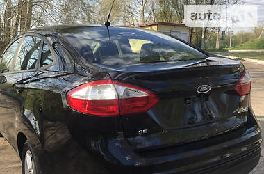 Седан Ford Fiesta 2018 в 