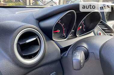 Хэтчбек Ford Fiesta 2016 в 