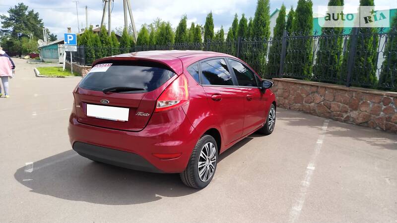 Хетчбек Ford Fiesta 2010 в Житомирі