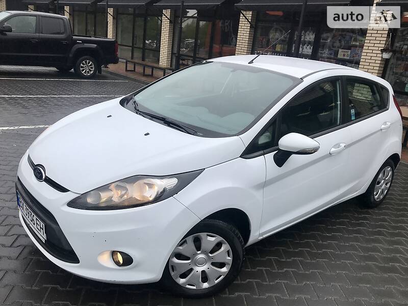 Хетчбек Ford Fiesta 2010 в Хмельницькому