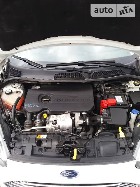 Хэтчбек Ford Fiesta 2015 в Бродах