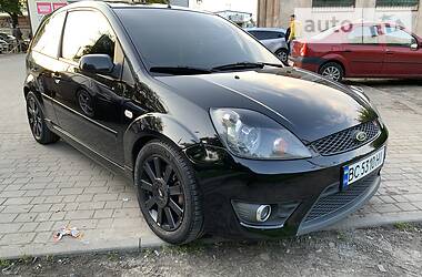 Купе Ford Fiesta 2007 в 