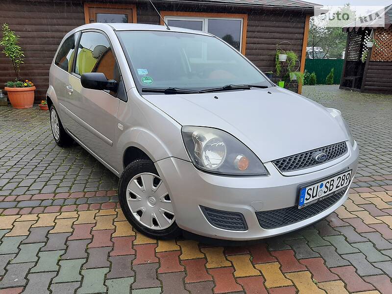 Хетчбек Ford Fiesta 2008 в Самборі