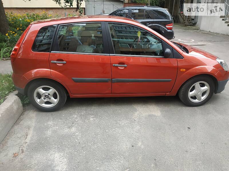 Хэтчбек Ford Fiesta 2006 в Ровно фото 4 Хэтчбек Ford Fiesta 2006 в Ровно