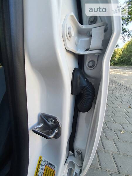 Седан Ford Fiesta 2019 в Львові