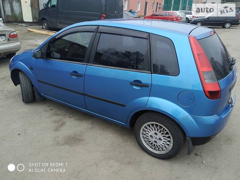 Хэтчбек Ford Fiesta 2004 в Переяславе
