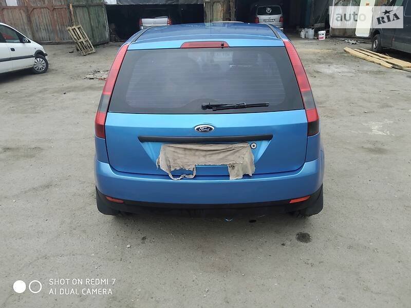 Хэтчбек Ford Fiesta 2004 в Переяславе
