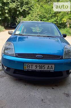 Хэтчбек Ford Fiesta 2004 в Херсоне