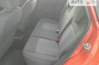 Хэтчбек Ford Fiesta 2012 в 