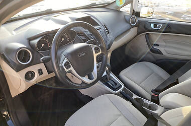 Седан Ford Fiesta 2014 в Полтаве