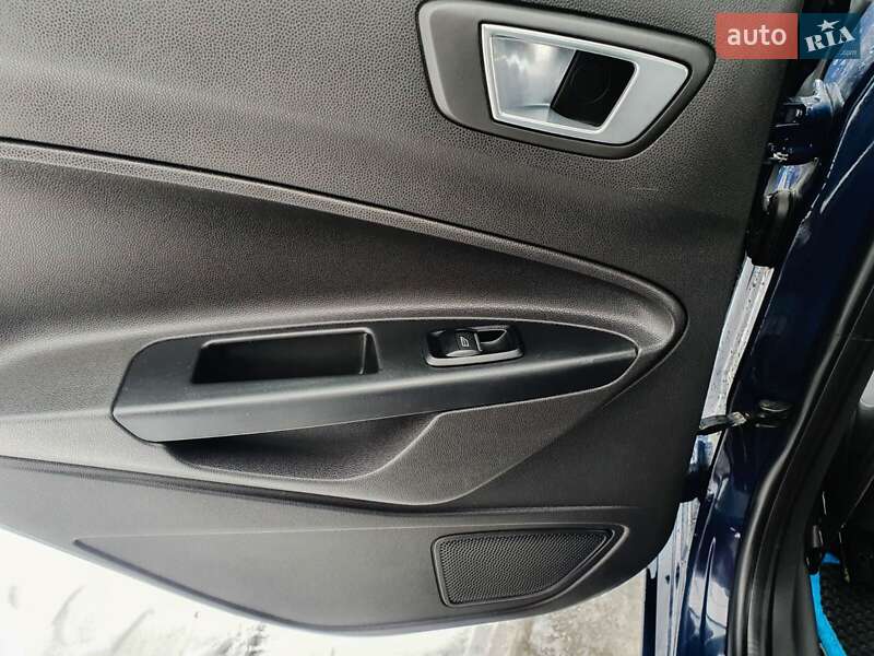 Хетчбек Ford Fiesta 2014 в Львові