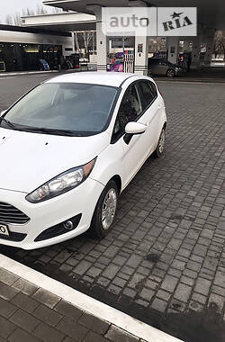 Хэтчбек Ford Fiesta 2015 в Одессе