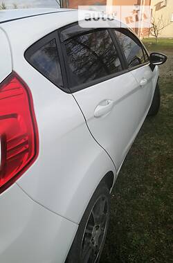 Хэтчбек Ford Fiesta 2017 в Херсоне