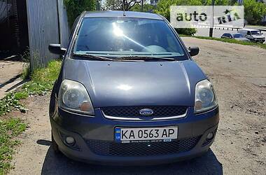 Хетчбек Ford Fiesta 2007 в Києві