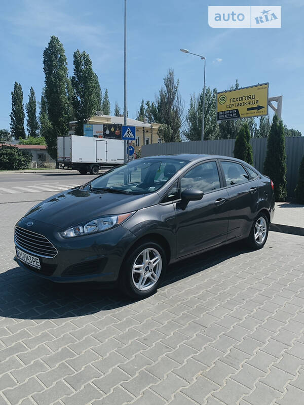 Седан Ford Fiesta 2018 в Одессе