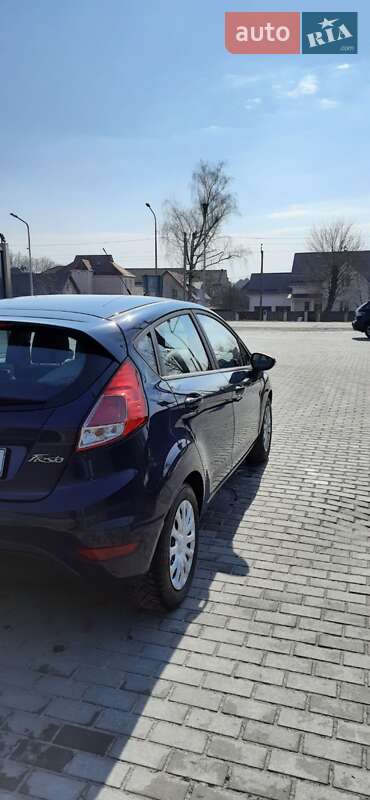 Хэтчбек Ford Fiesta 2016 в Софиевской Борщаговке