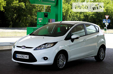 Хетчбек Ford Fiesta 2011 в Києві