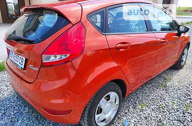 Хэтчбек Ford Fiesta 2012 в 