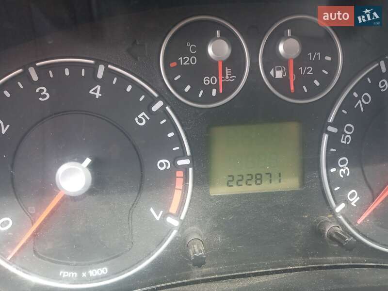 Хэтчбек Ford Fiesta 2007 в 