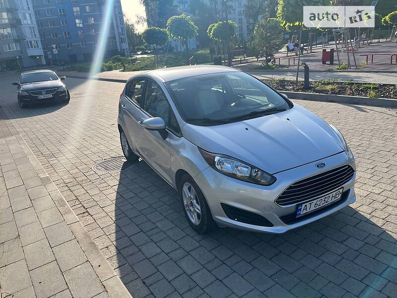 Хэтчбек Ford Fiesta 2017 в Коломые