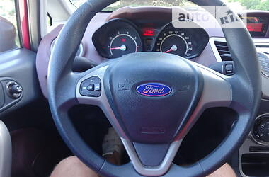 Хетчбек Ford Fiesta 2008 в Львові