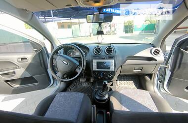 Хэтчбек Ford Fiesta 2005 в Одессе