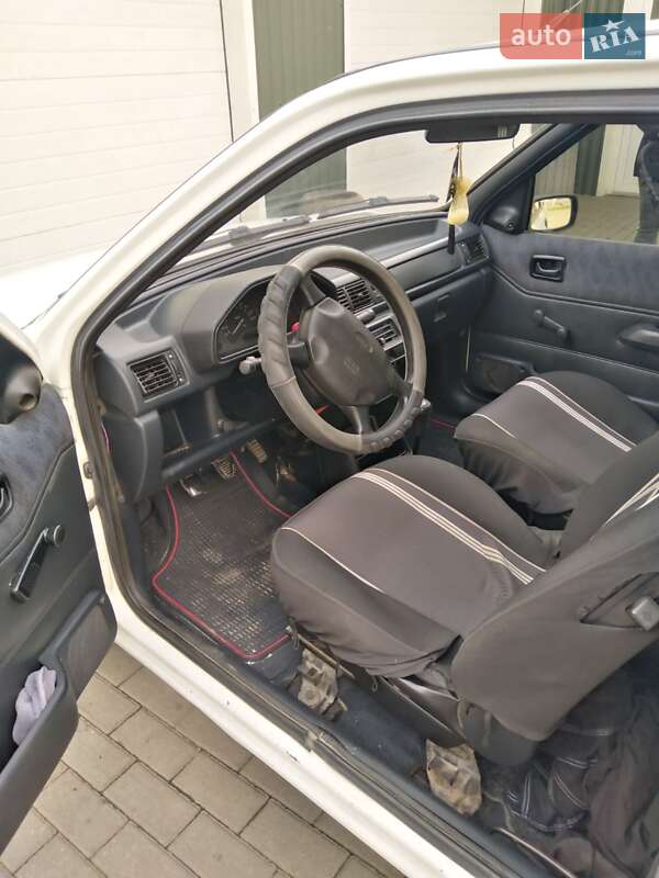 Хэтчбек Ford Fiesta 1995 в Черновцах