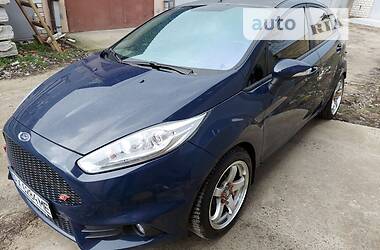 Хетчбек Ford Fiesta 2014 в Миколаєві