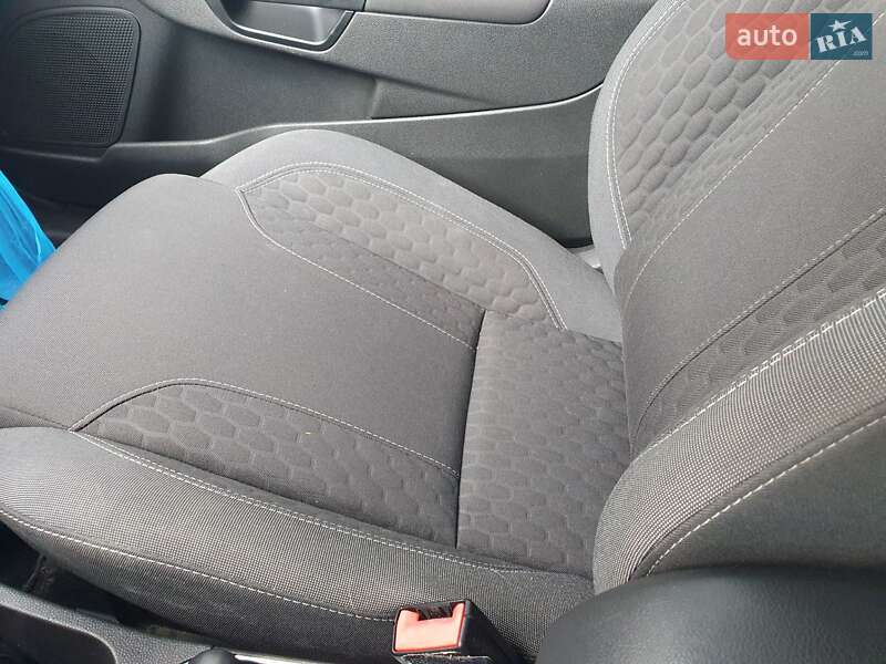 Хэтчбек Ford Fiesta 2013 в Нежине