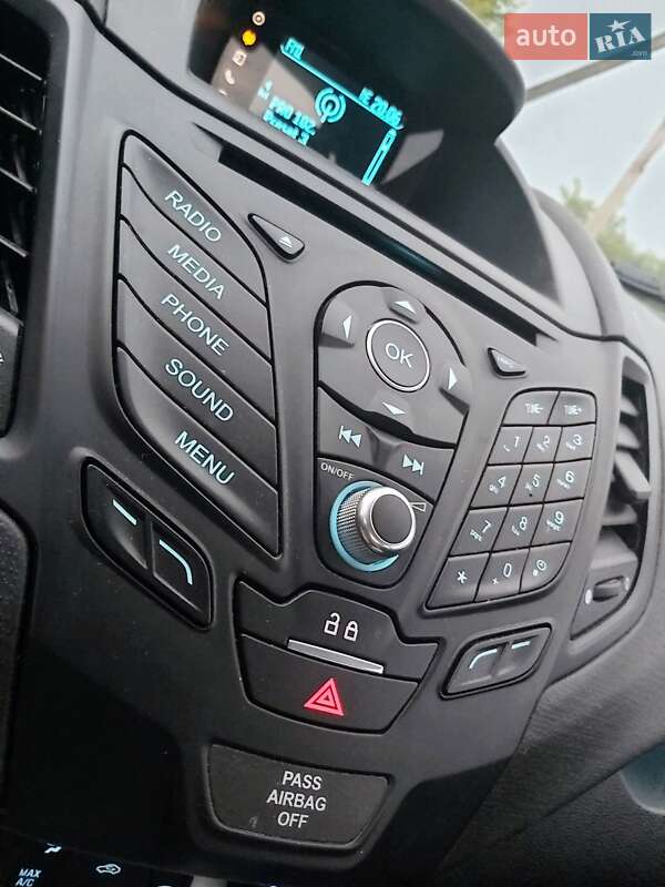 Седан Ford Fiesta 2015 в Днепре фото 16 Седан Ford Fiesta 2015 в Днепре