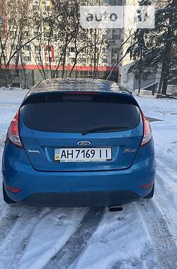 Хетчбек Ford Fiesta 2013 в Києві