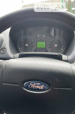 Хэтчбек Ford Fiesta 2007 в Глыбокой