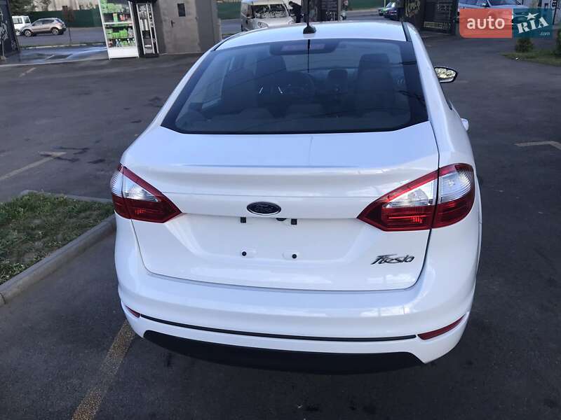 Седан Ford Fiesta 2019 в Обухові