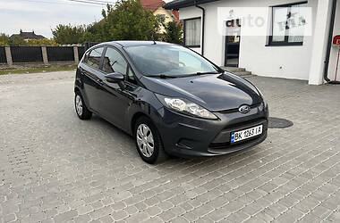 Хэтчбек Ford Fiesta 2011 в Луцке