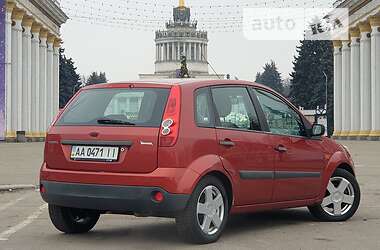 Хэтчбек Ford Fiesta 2008 в 