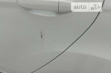 Хэтчбек Ford Fiesta 2013 в 